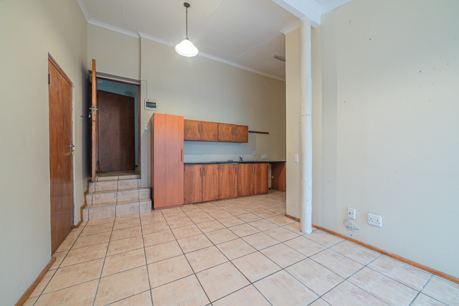 5 Bedroom Property for Sale in Fraaiuitsig Western Cape
